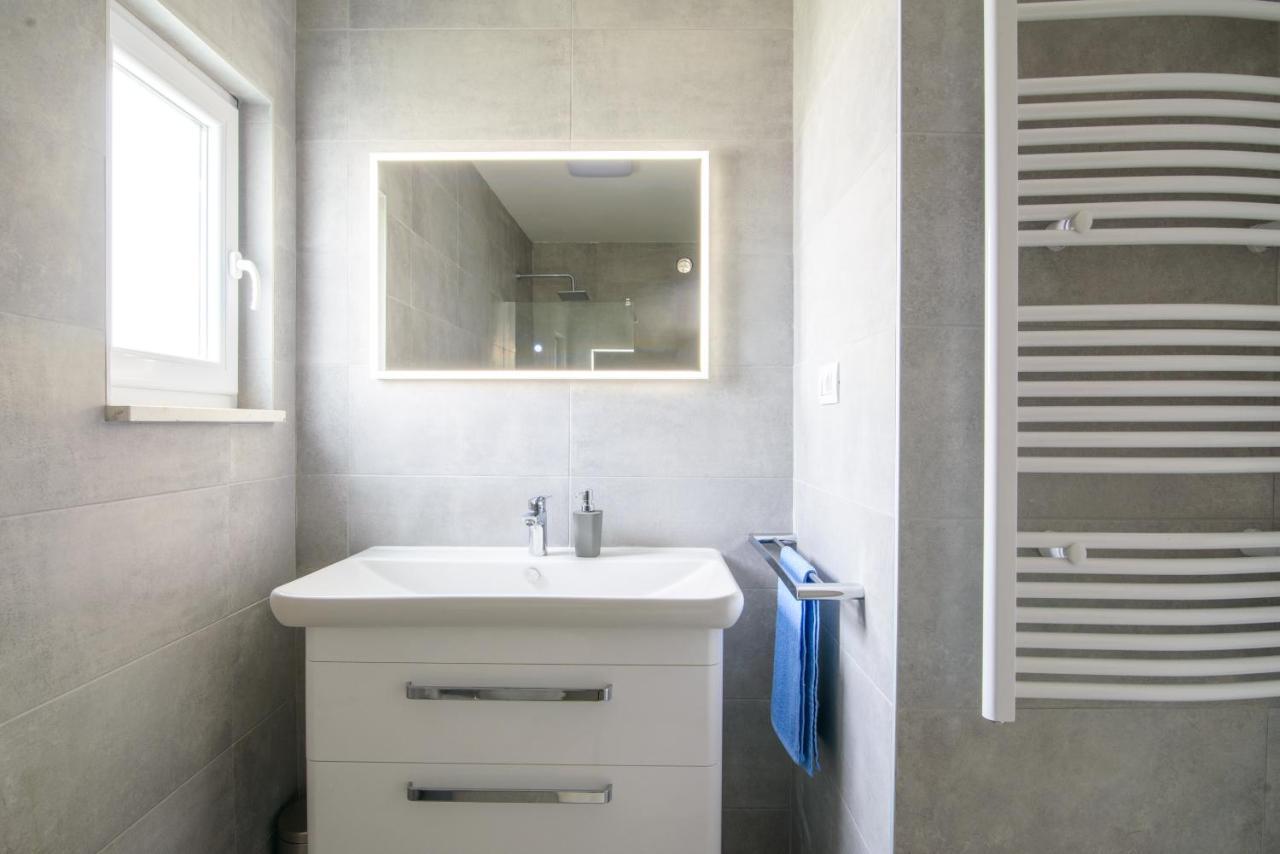 Apartments Pelja Trogir Extérieur photo