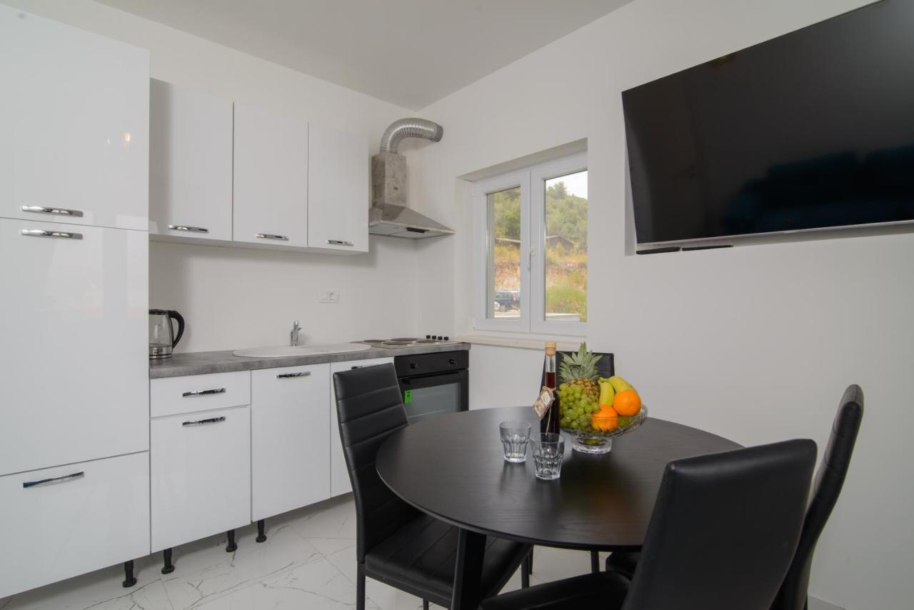 Apartments Pelja Trogir Extérieur photo