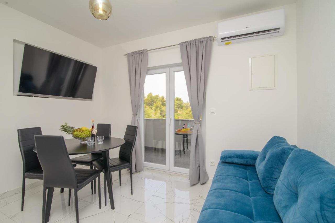 Apartments Pelja Trogir Extérieur photo