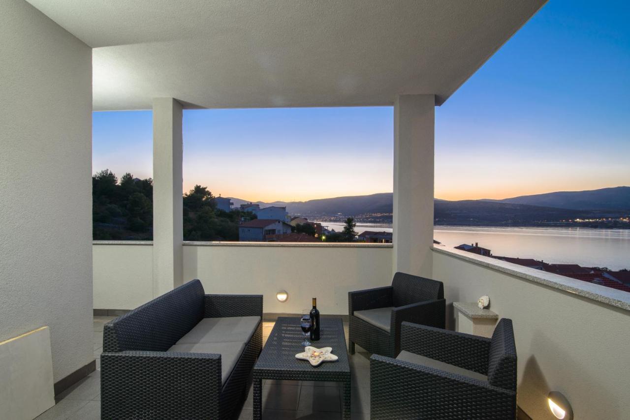 Apartments Pelja Trogir Extérieur photo
