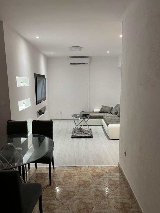 Apartments Pelja Trogir Extérieur photo